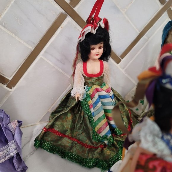 Alco dolls of the world set of 10. various conditions very ornate and pretty - Picture 9 of 16